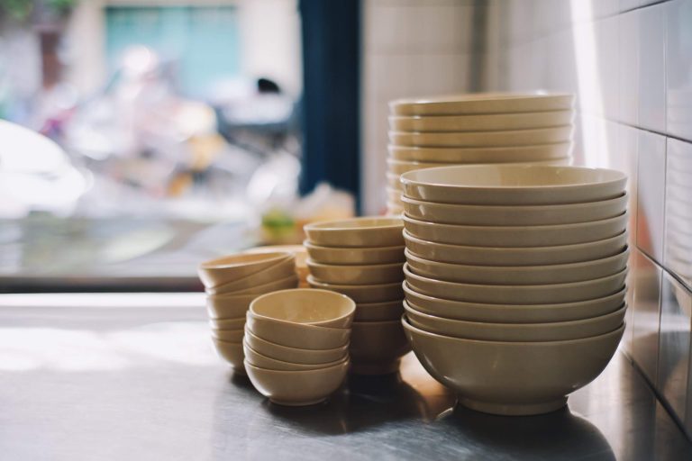 Eco-Friendly Tableware